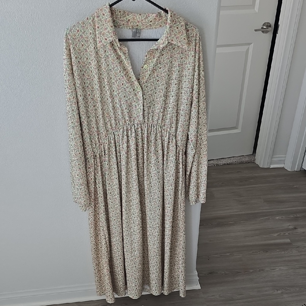 Asos Midi Floral Long Sleeve Dress Size 6